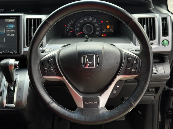 Used Honda Stepwagon 2013 for sale - 75370006: Photo 31