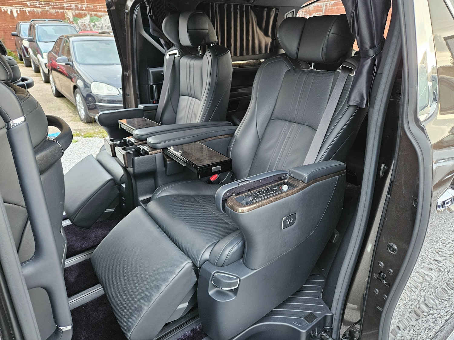 Used Toyota Alphard 2020 for sale - 76614814: Photo 23