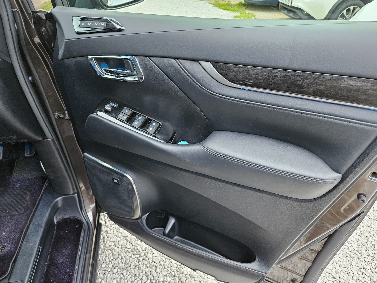 Used Toyota Alphard 2020 for sale - 76614814: Photo 26