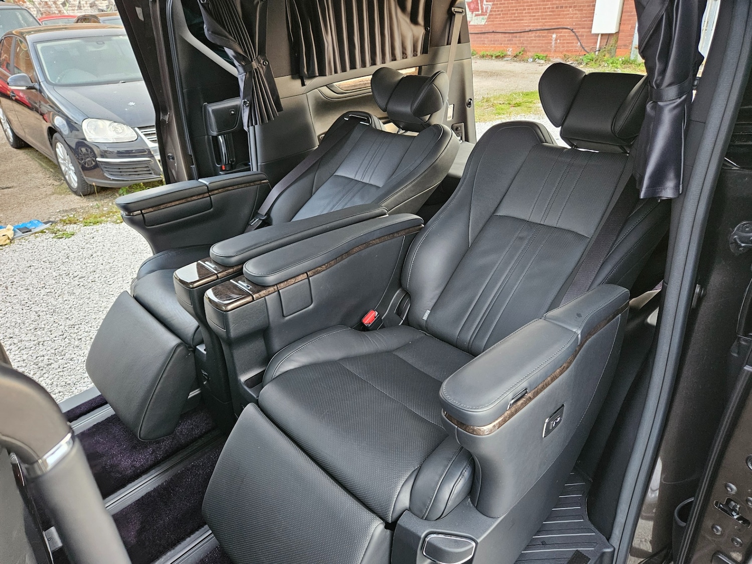 Used Toyota Alphard 2020 for sale - 76614814: Photo 30