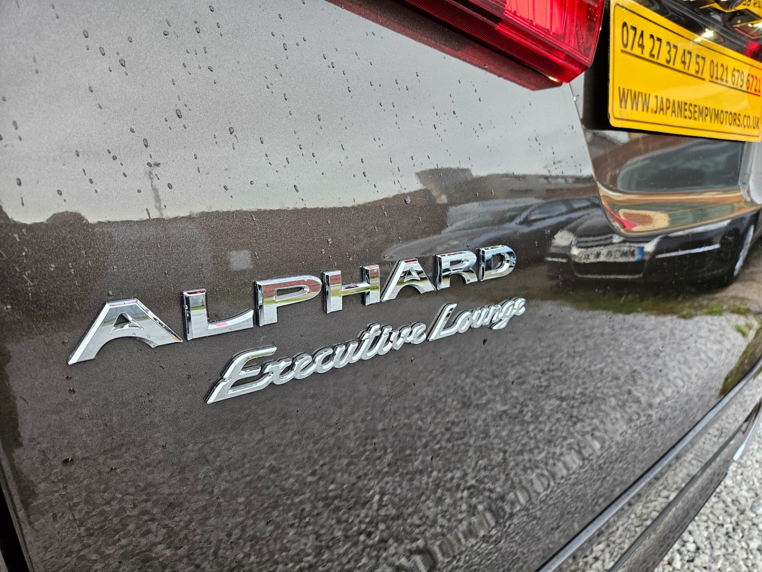 Used Toyota Alphard 2020 for sale - 76614814: Photo 38