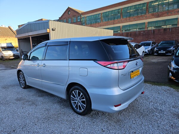 Used Toyota Estima 2017 for sale - 73542580: Photo 15