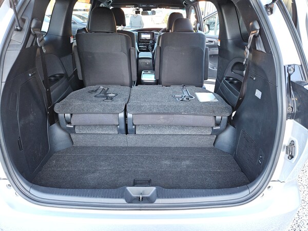 Used Toyota Estima 2017 for sale - 73542580: Photo 9