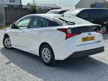 Used Toyota Prius 2021 for sale - 75207588: Photo