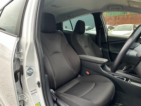 Used Toyota Prius 2021 for sale - 75207429: Photo 10