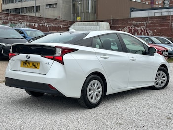 Used Toyota Prius 2021 for sale - 75207429: Photo