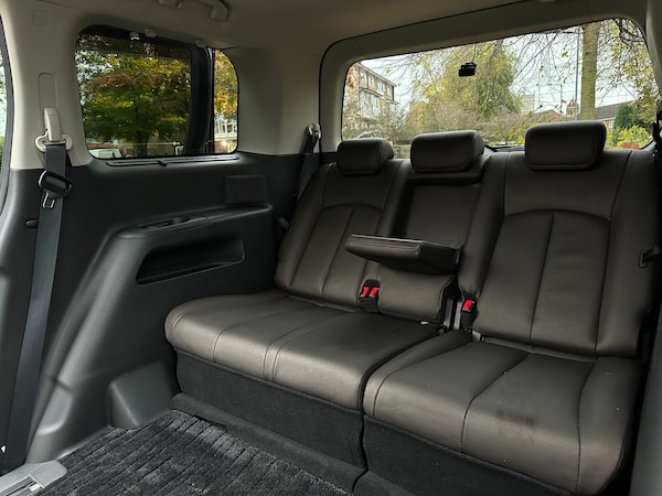 Used Nissan Elgrand 2010 for sale - 71046194: Photo 17