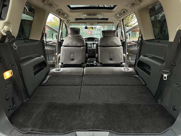 Used Nissan Elgrand 2010 for sale - 71046194: Photo 22