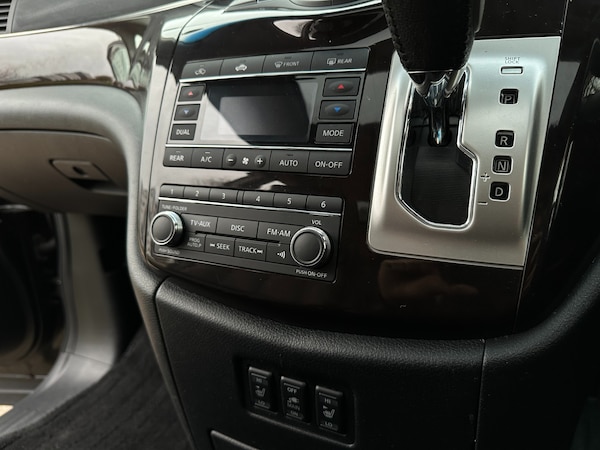 Used Nissan Elgrand 2010 for sale - 71046194: Photo 34