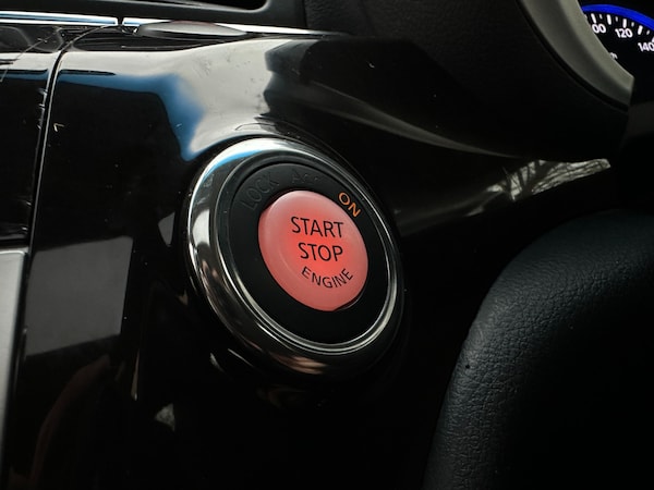 Used Nissan Elgrand 2010 for sale - 71046194: Photo 39