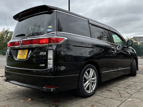 Used Nissan Elgrand 2010 for sale - 71046194: Photo 3