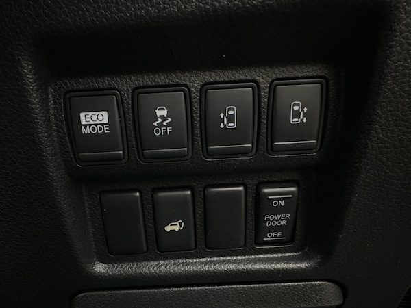 Used Nissan Elgrand 2010 for sale - 71046194: Photo 41