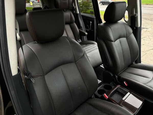 Used Nissan Elgrand 2010 for sale - 71046194: Photo 9