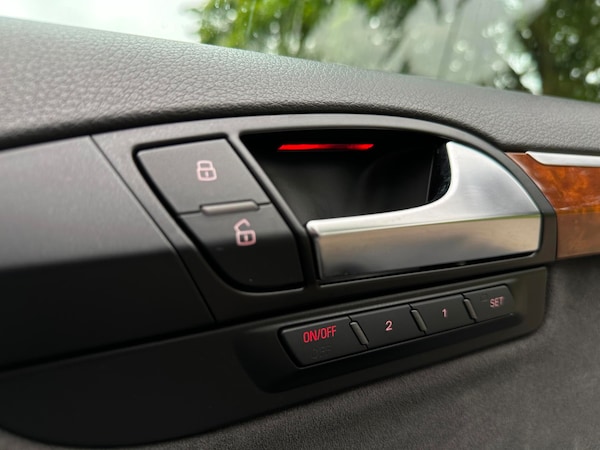 Used Audi Q7 2011 for sale - 67518634: Photo 47