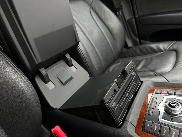 Used Audi Q7 2011 for sale - 67518634: Photo 59