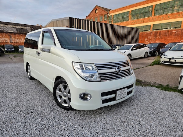 Used Nissan Elgrand 2008 for sale - 74882265: Photo 1