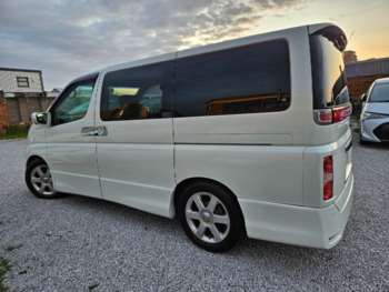 Used Nissan Elgrand 2008 for sale - 74882265: Photo