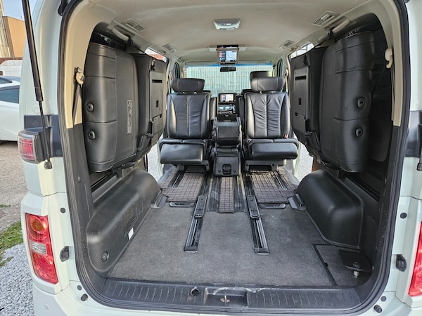 Used Nissan Elgrand 2008 for sale - 74882265: Photo 42
