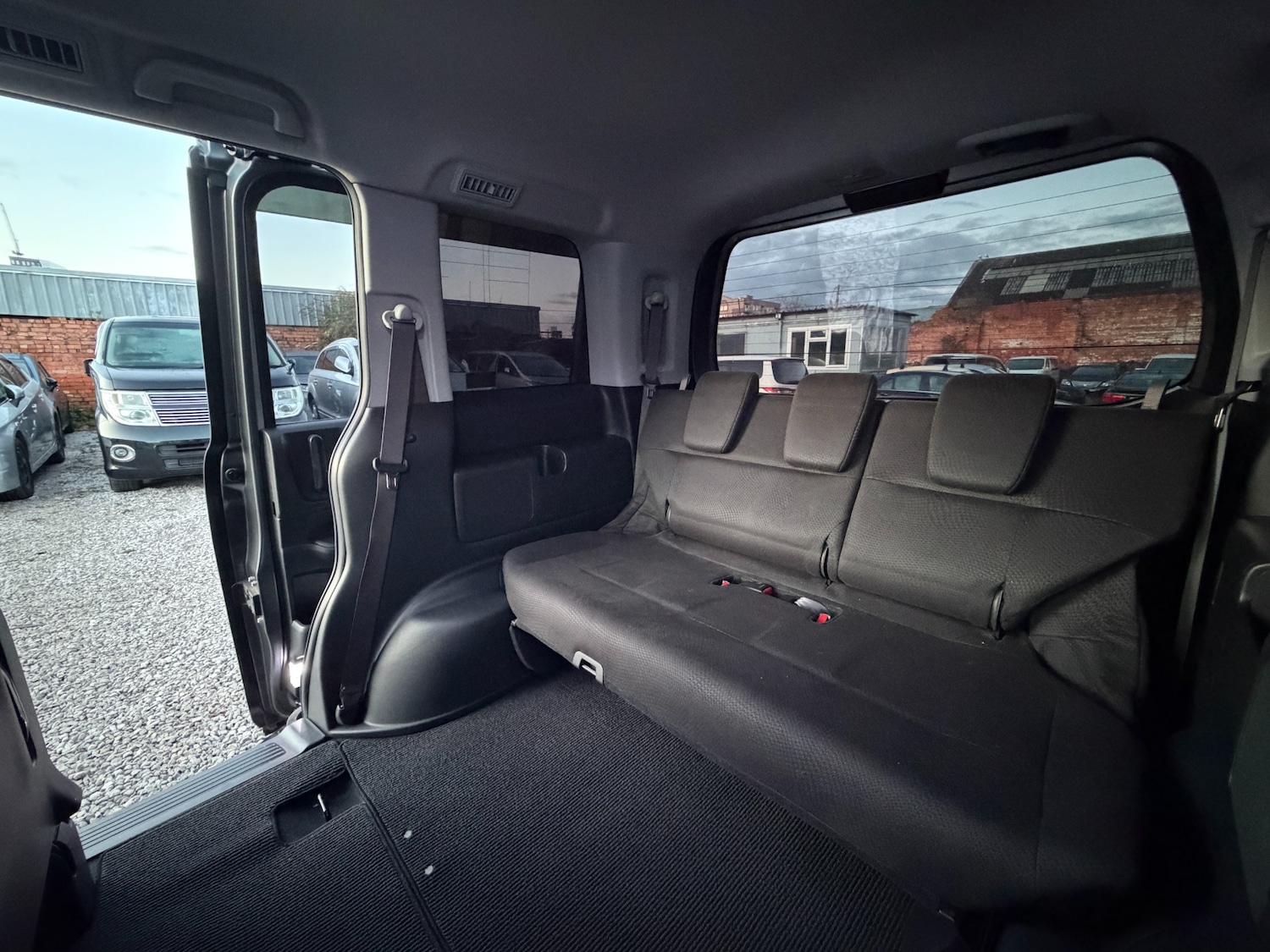 Used Honda Stepwagon 2012 for sale - 76751470: Photo 19