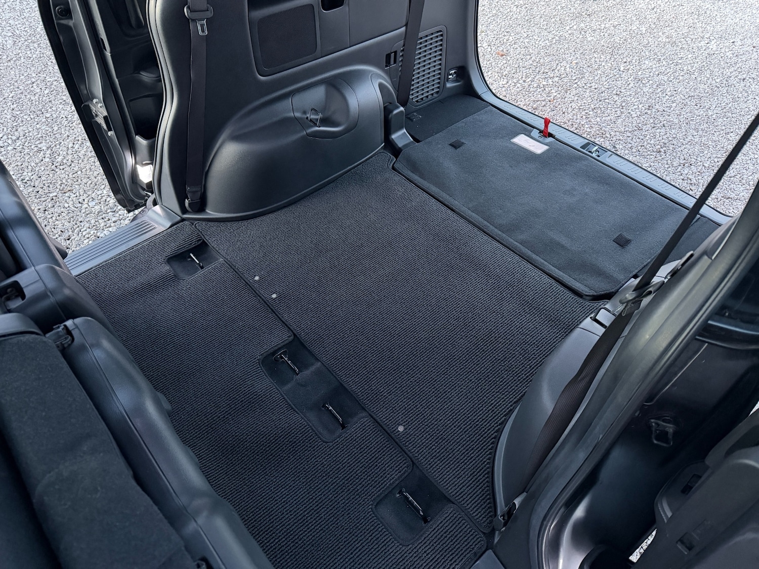 Used Honda Stepwagon 2012 for sale - 76751470: Photo 24