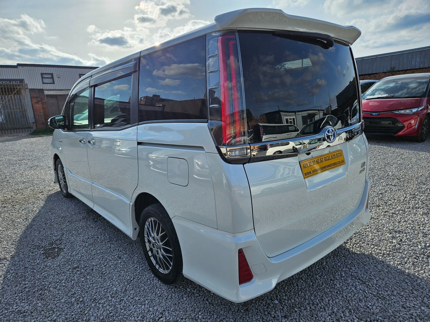 Used Toyota Voxy 2026 for sale - 78213767: Photo 13