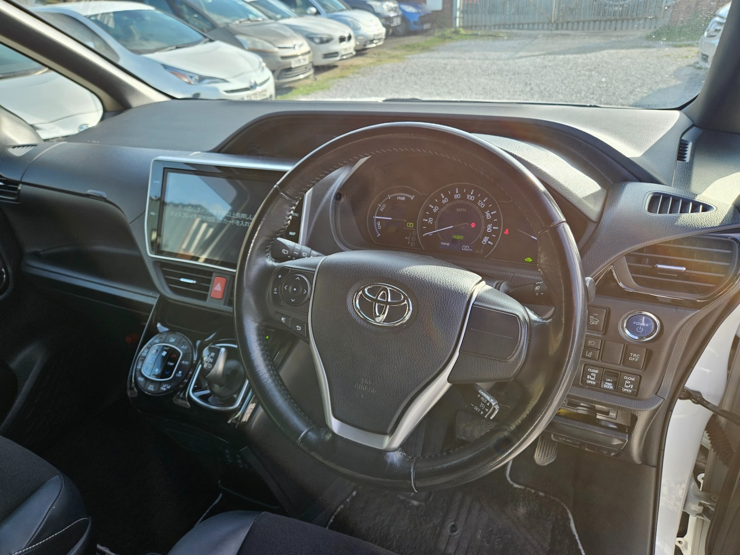 Used Toyota Voxy 2026 for sale - 78213767: Photo 17