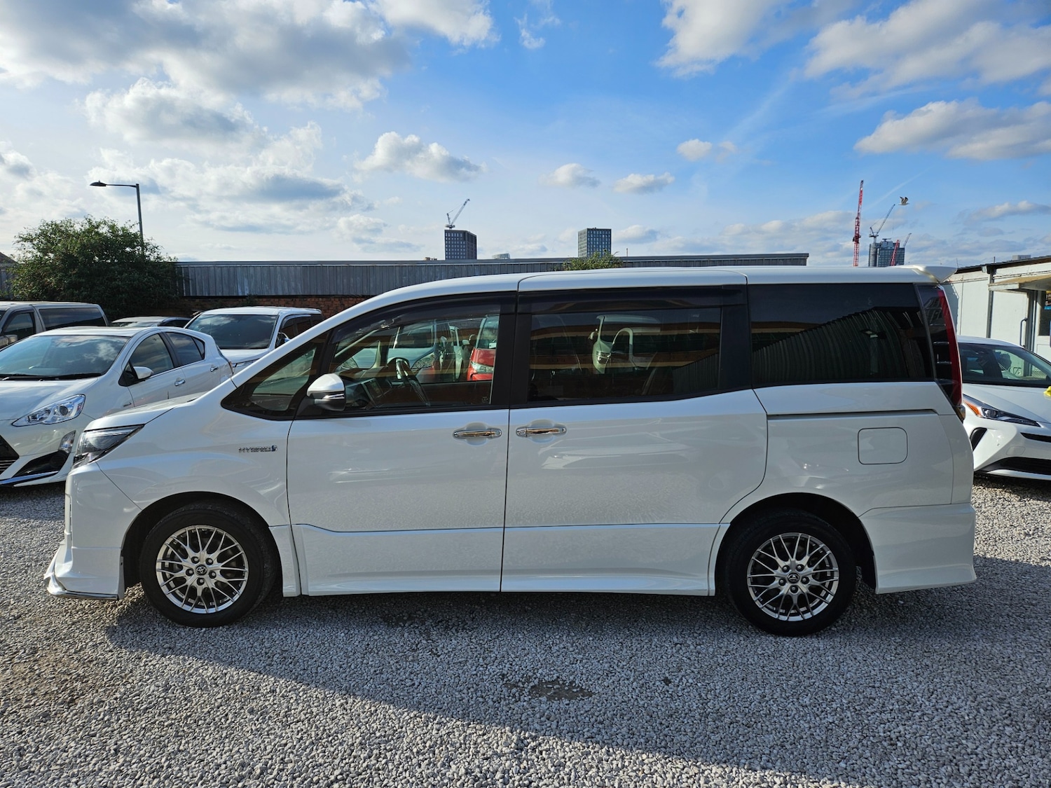 Used Toyota Voxy 2026 for sale - 78213767: Photo 19