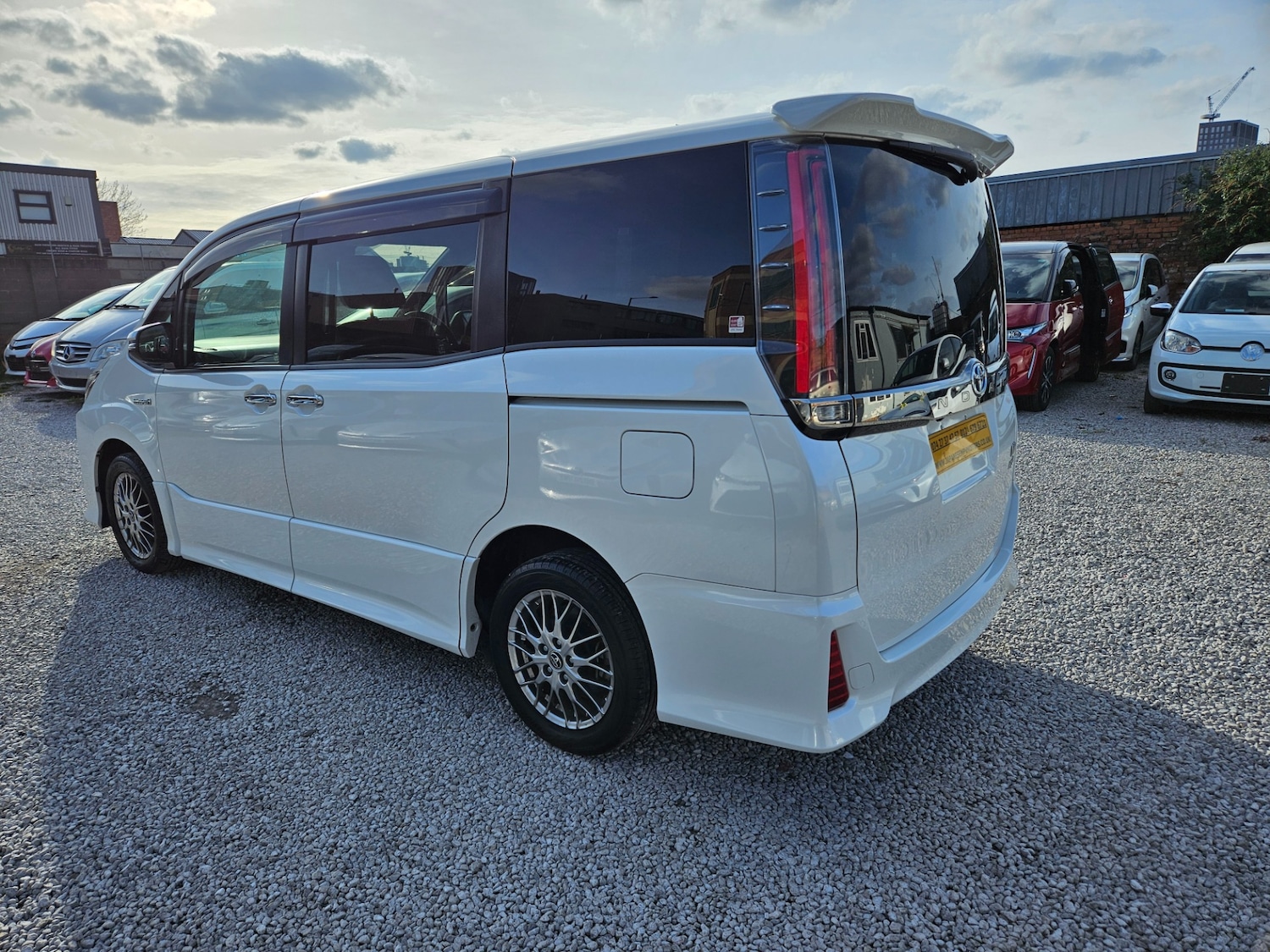 Used Toyota Voxy 2026 for sale - 78213760: Photo 19