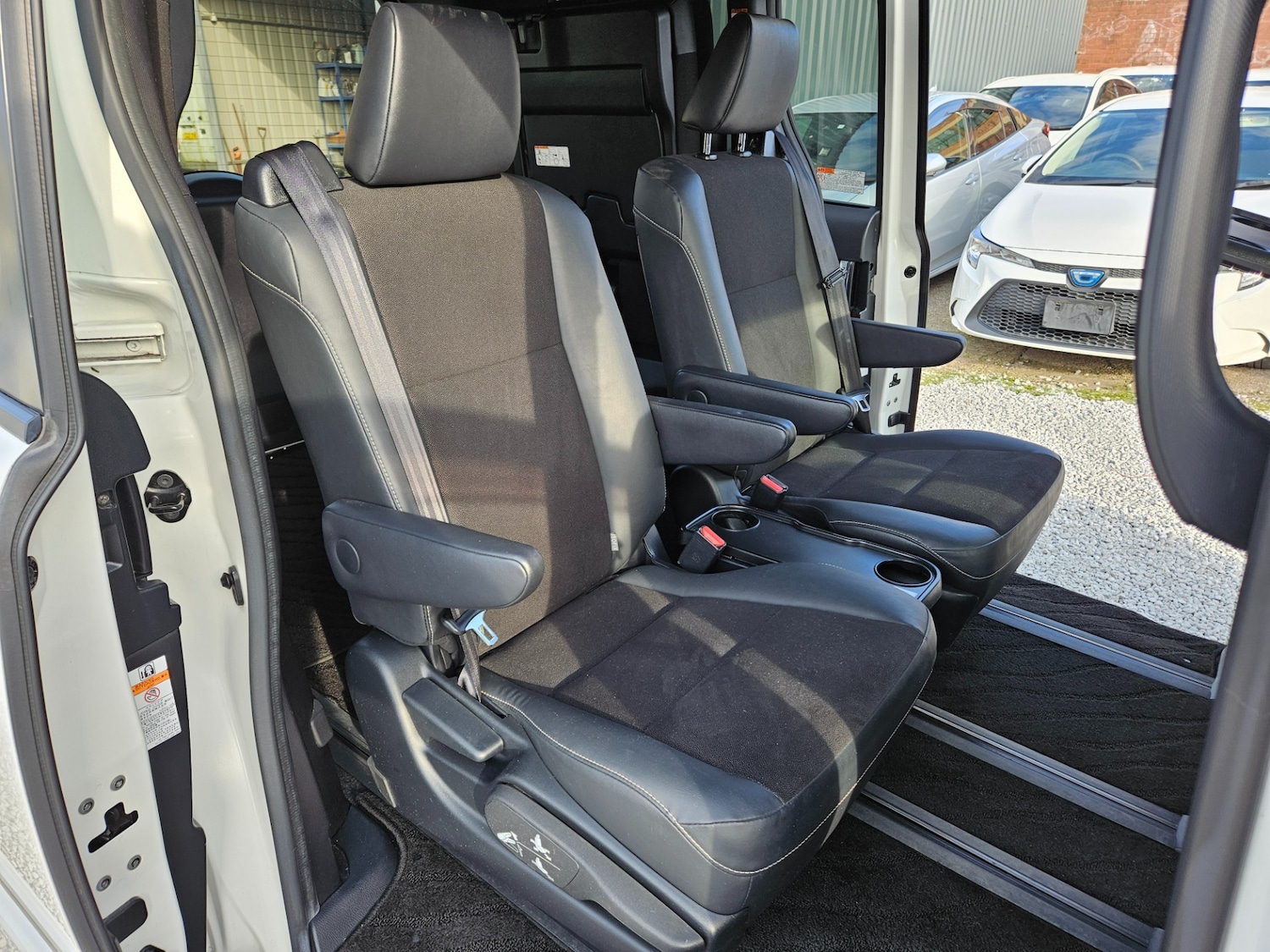 Used Toyota Voxy 2026 for sale - 78213760: Photo 33