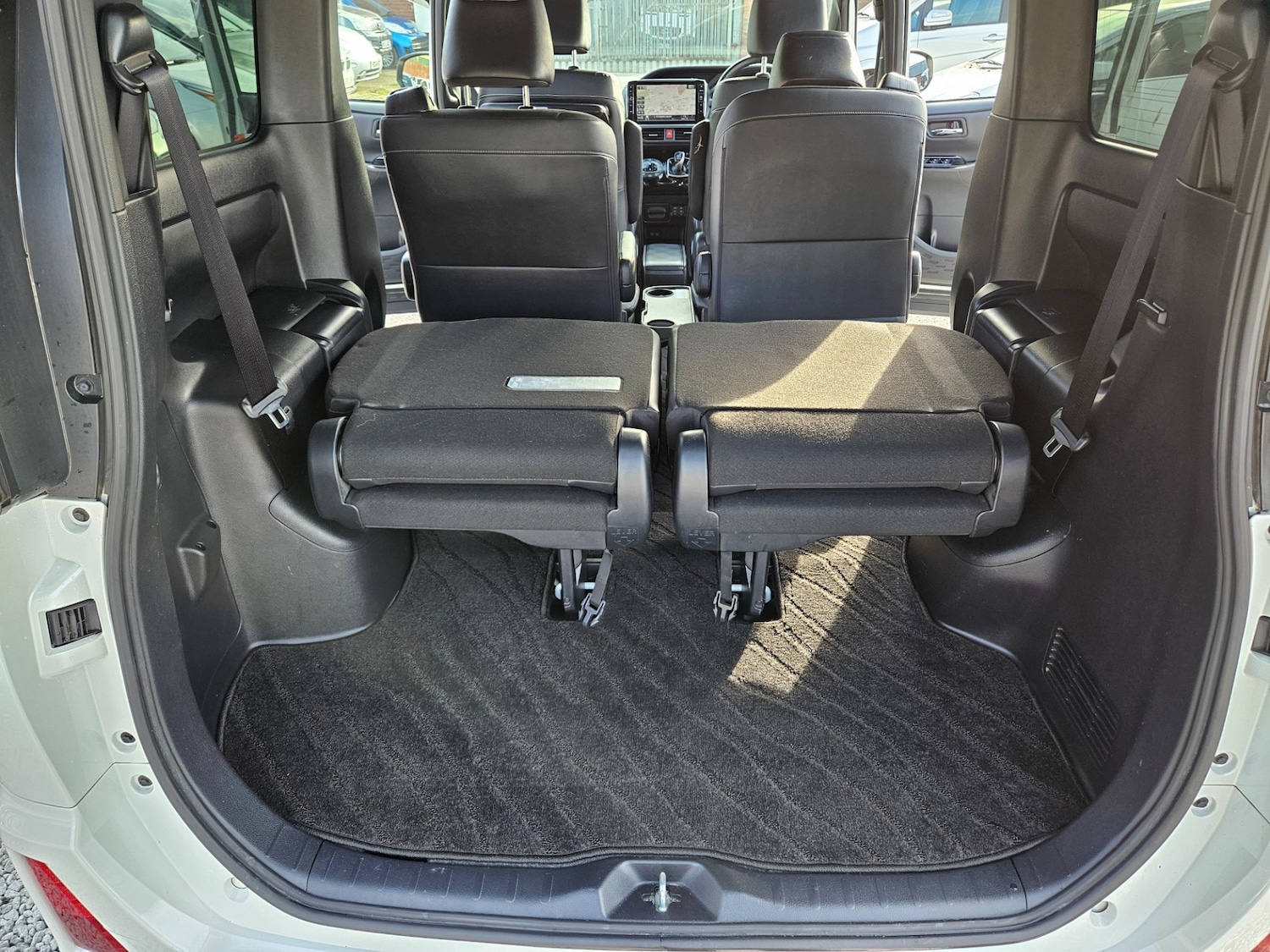 Used Toyota Voxy 2026 for sale - 78213760: Photo 35