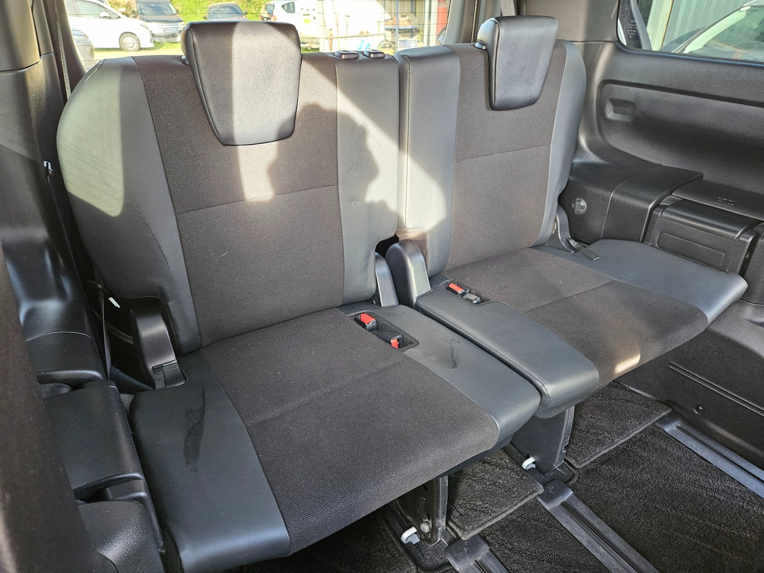 Used Toyota Voxy 2026 for sale - 78213760: Photo 39