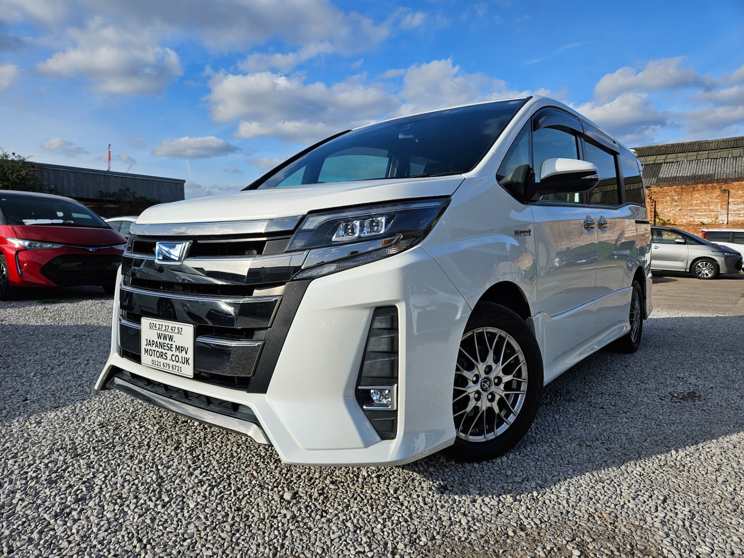 Used Toyota Voxy 2026 for sale - 78213760: Photo 4