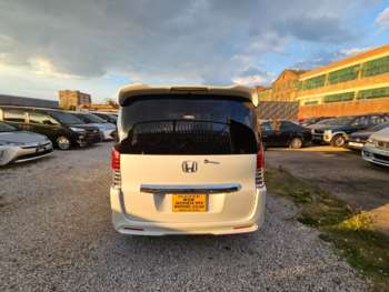 Used Honda Stepwagon 2013 for sale - 71466471: Photo