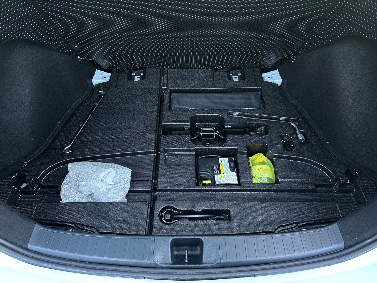 Used Toyota Prius 2021 for sale - 78201434: Photo 17