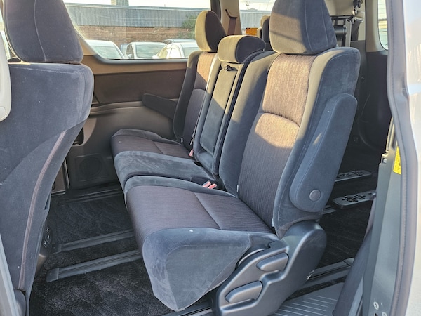 Used Toyota Vellfire 2010 for sale - 74881780: Photo 24