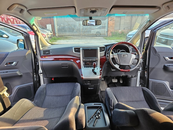 Used Toyota Vellfire 2010 for sale - 74881780: Photo 38