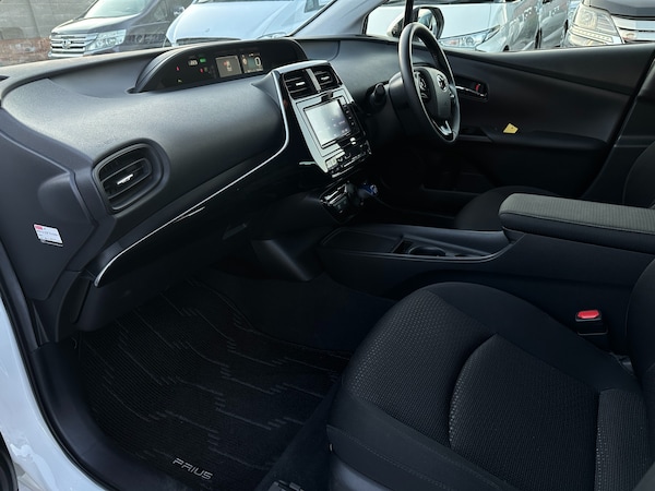 Used Toyota Prius 2021 for sale - 72600753: Photo 10