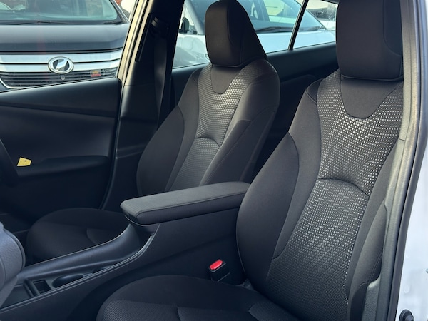 Used Toyota Prius 2021 for sale - 72600753: Photo 11