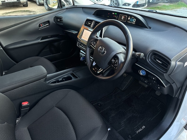 Used Toyota Prius 2021 for sale - 72600753: Photo 8