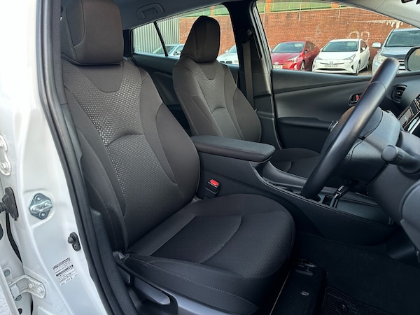 Used Toyota Prius 2021 for sale - 72600753: Photo 9