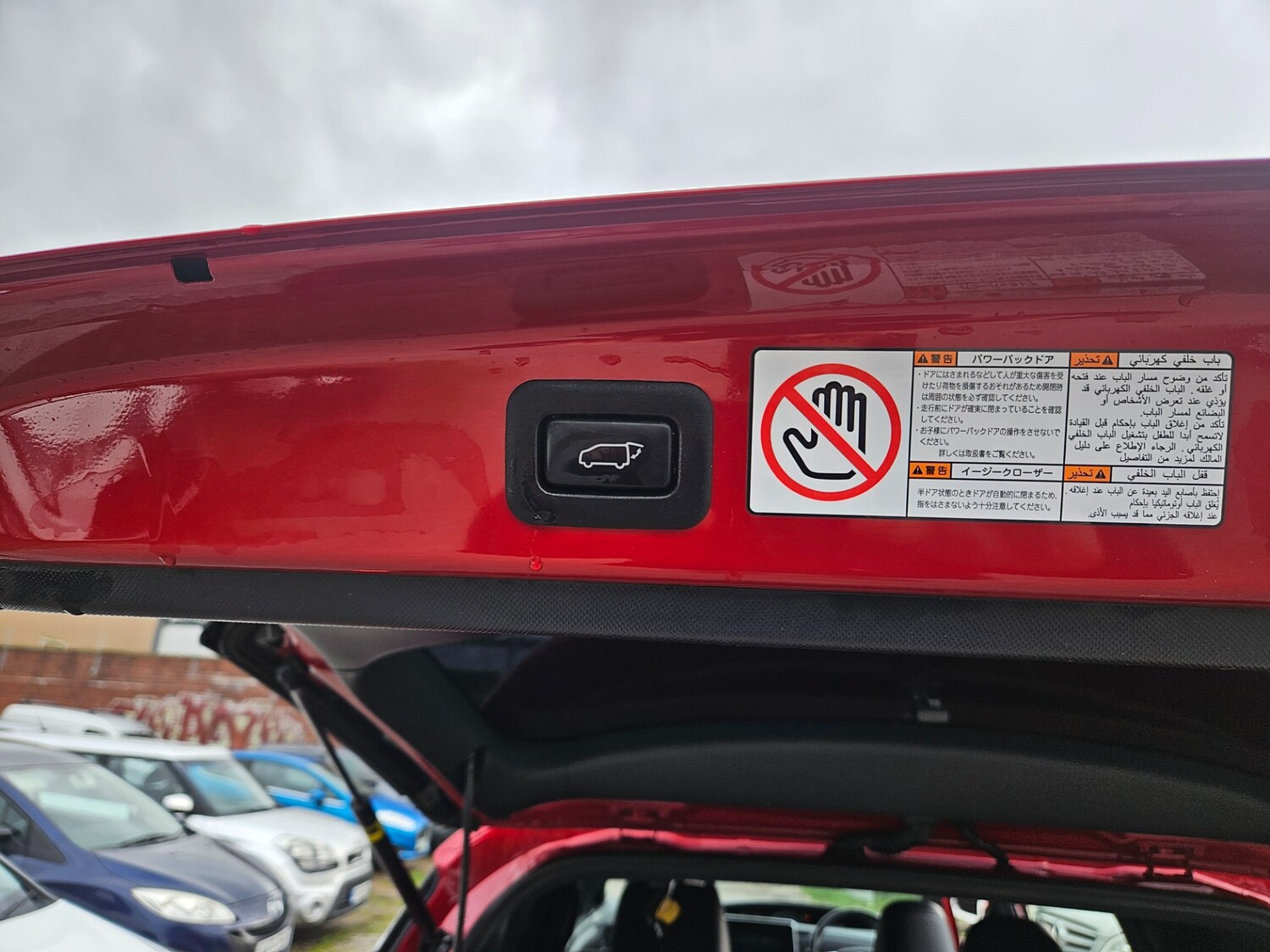 Used Toyota Estima 2026 for sale - 78140583: Photo 9