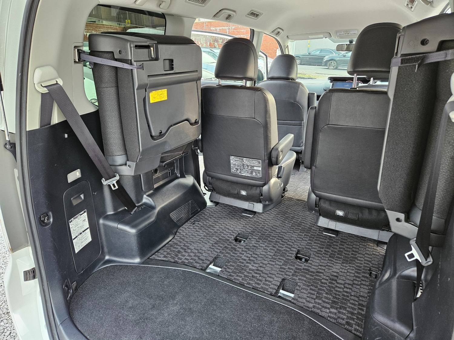 Used Toyota Voxy 2013 for sale - 77235383: Photo 13