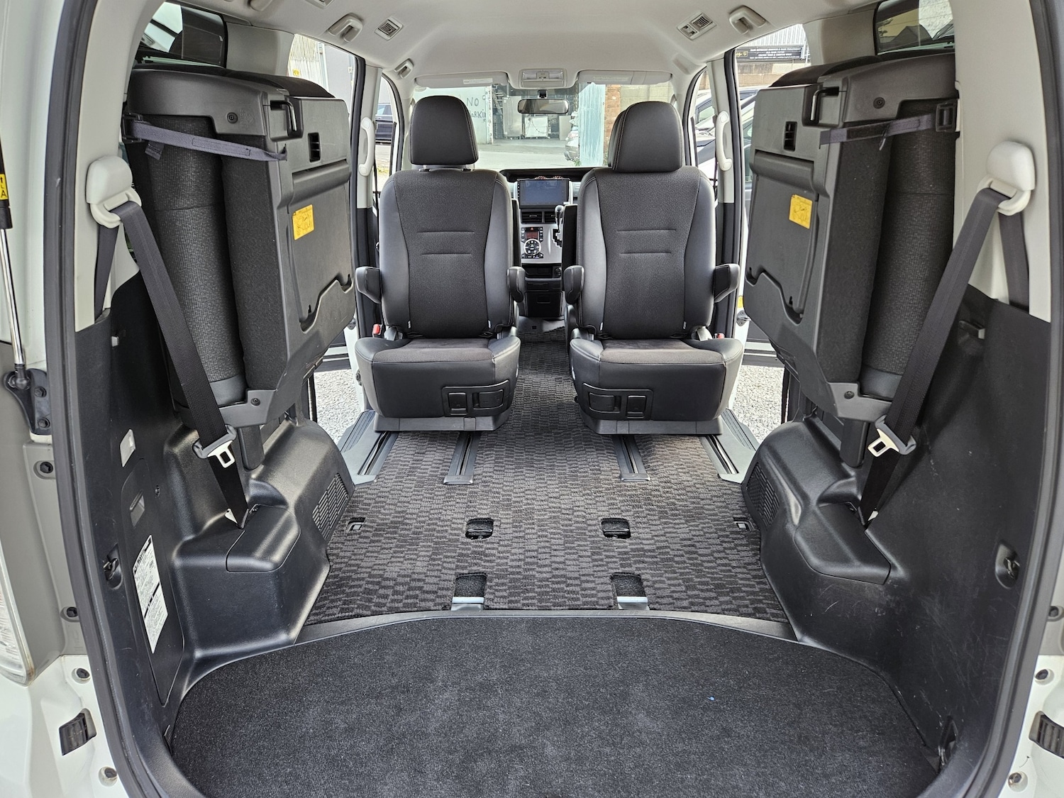 Used Toyota Voxy 2013 for sale - 77235383: Photo 20