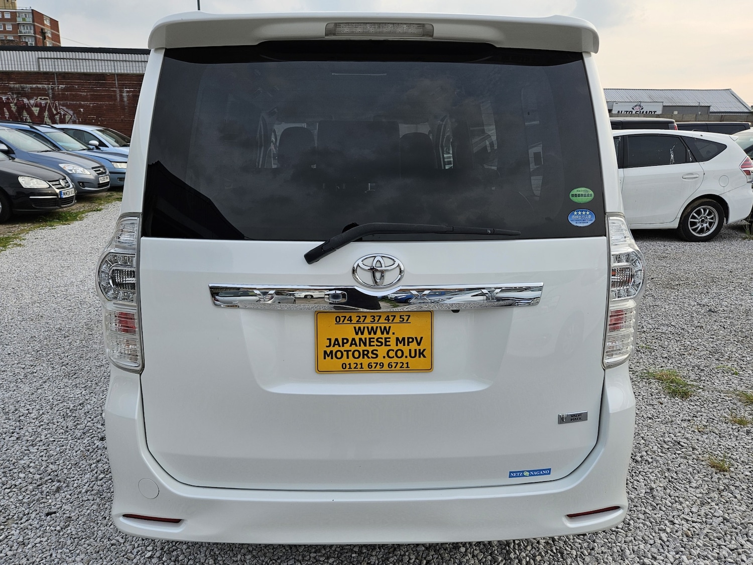 Used Toyota Voxy 2013 for sale - 77235383: Photo 28