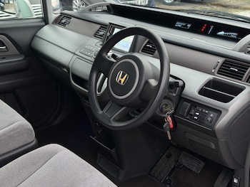 Used Honda Stepwagon 2007 for sale - 78478849: Photo