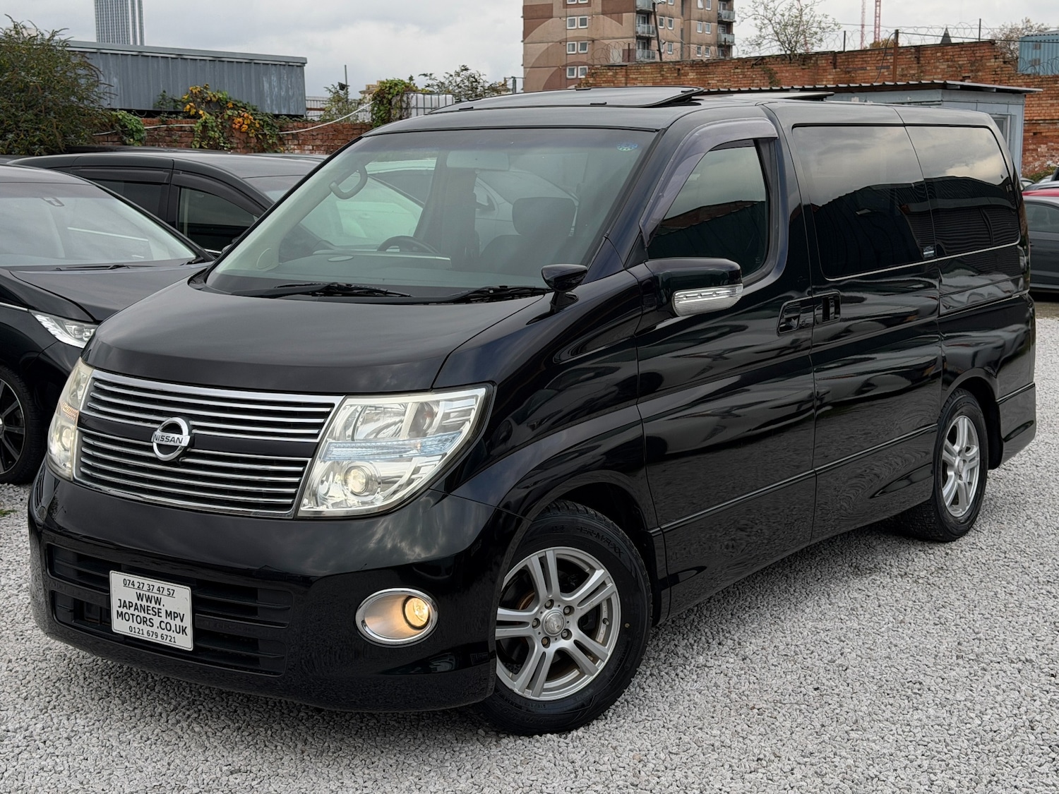 Used Nissan Elgrand 2009 for sale - 76547306: Photo 6