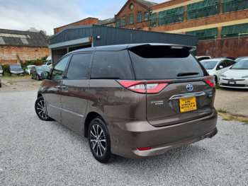 Used Toyota Estima 2018 for sale - 75151870: Photo