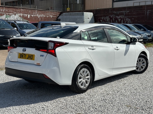 Used Toyota Prius 2021 for sale - 75207585: Photo 4