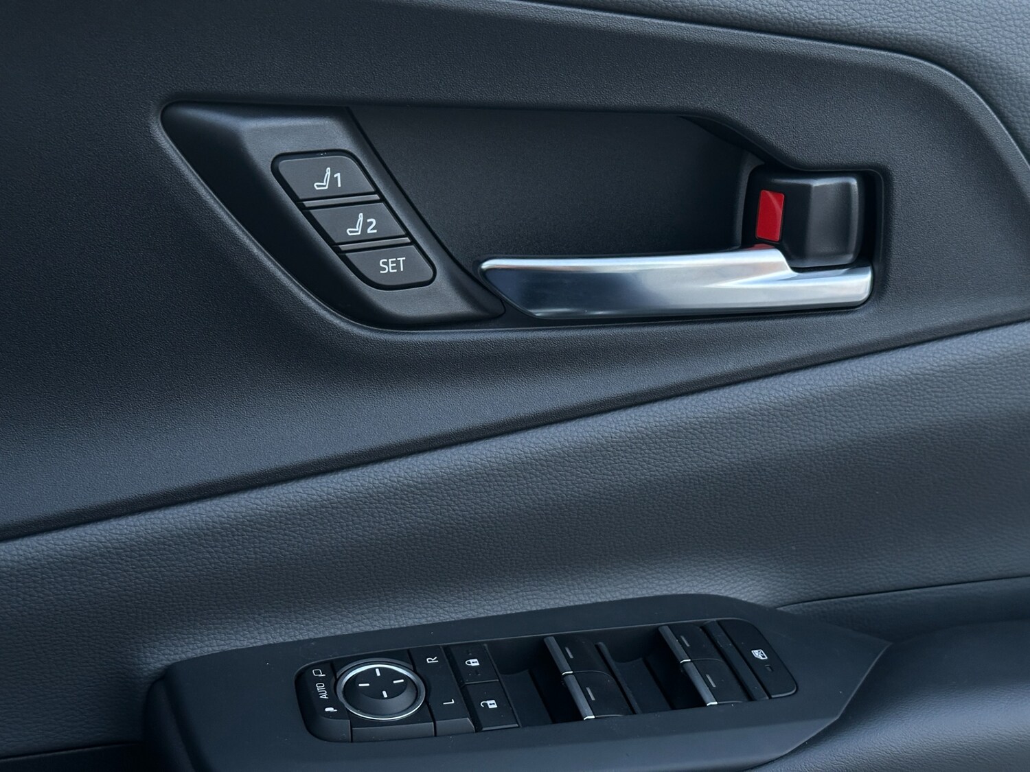 Used Toyota Prius 2023 for sale - 77477044: Photo 30