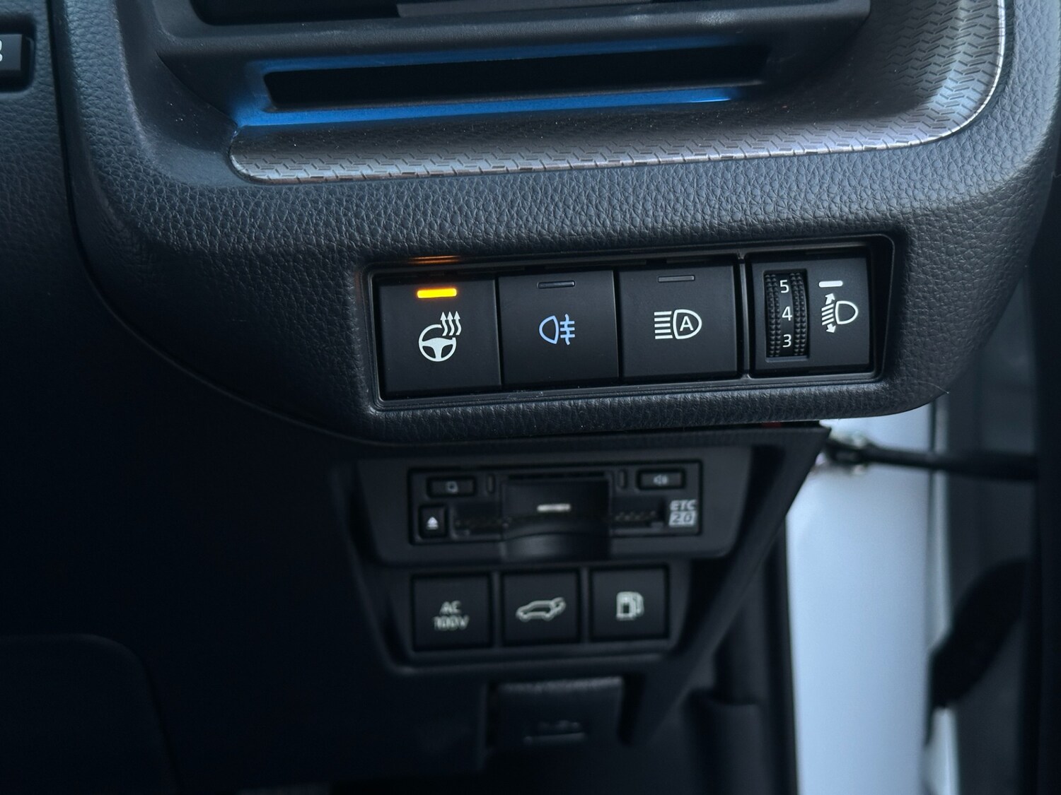 Used Toyota Prius 2023 for sale - 77477044: Photo 32